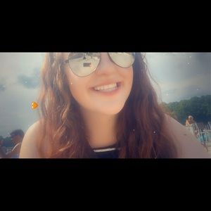 Meet your Posher, Anna